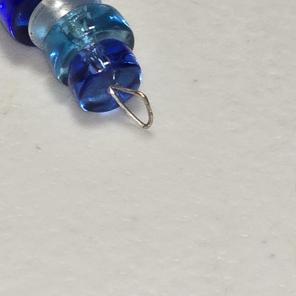 Handmade Wire Blue and Clear Beaded Bracelet - Picture 3 of 4